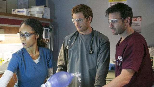 Chicago Med S01E04