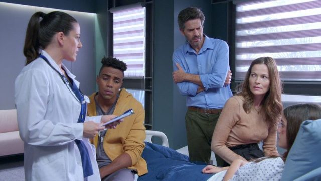 Greenhouse Academy S04E02