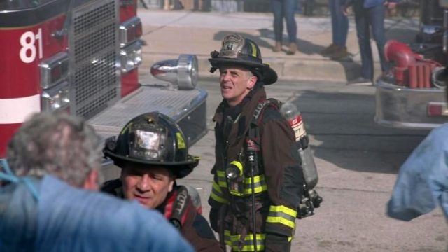 Chicago en llamas S11E17