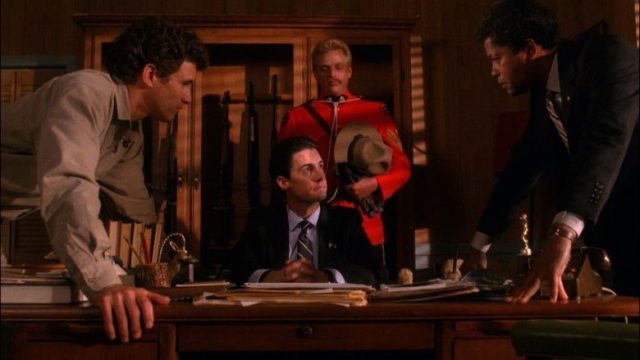 Twin Peaks S02E10
