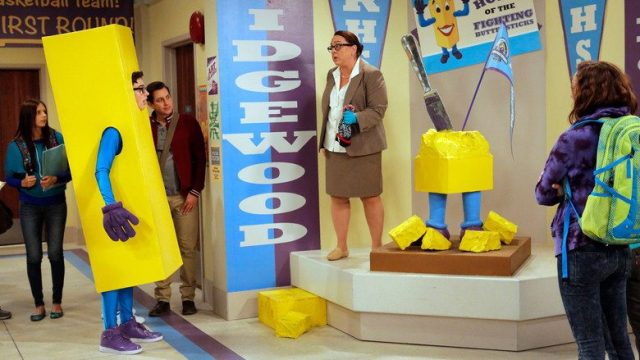 Liv y Maddie S02E22