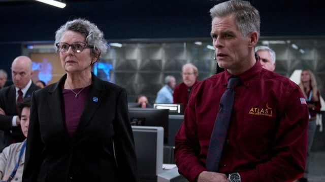 Lejos S01E08