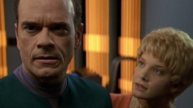 Star Trek: Voyager S01E04