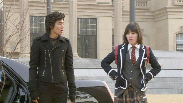 Los chicos son mejores que las flores S01E11