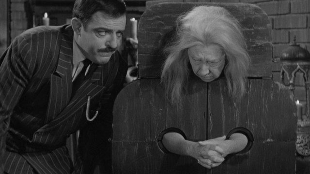 Los locos Addams S01E22