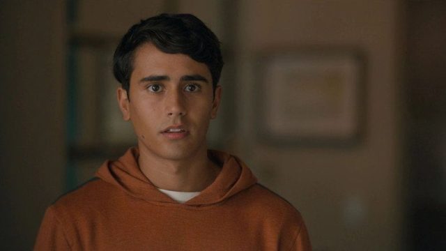 Love, Victor S03E01