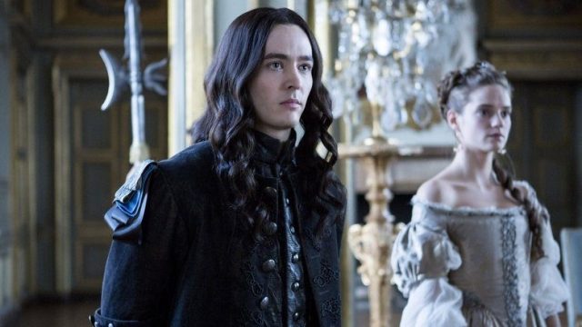 Versailles S01E03