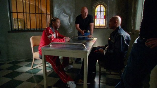 El Escudo S01E04