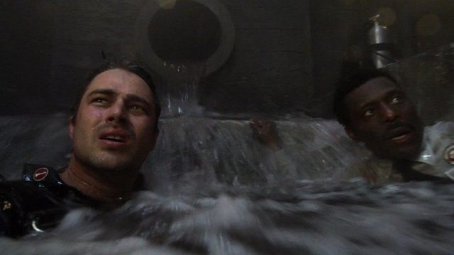 Chicago en llamas S01E23