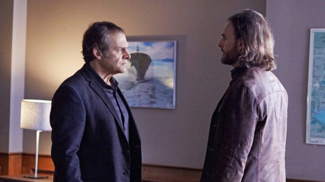Mordida S03E04