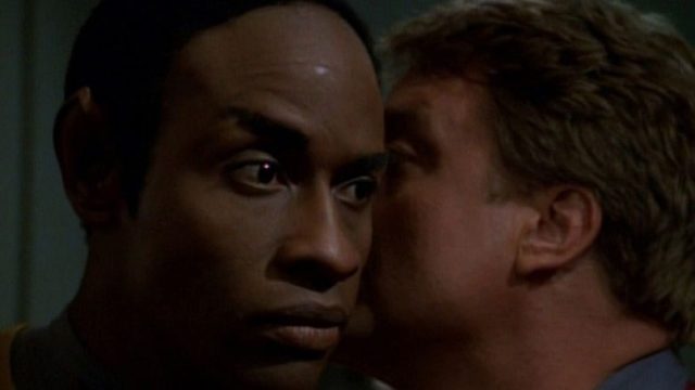 Star Trek: Voyager S02E18