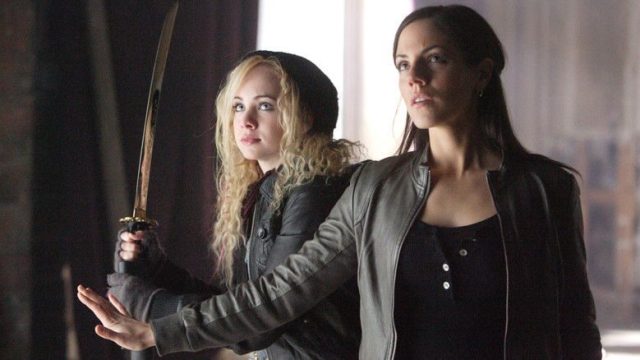 La reina de las sombras S01E08