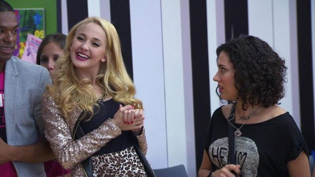 Violeta S02E32