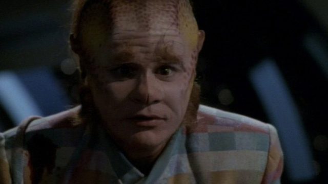 Star Trek: Voyager S02E03
