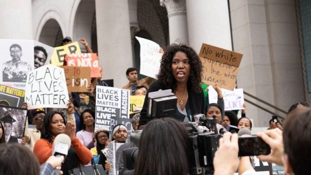 Good Trouble S01E13