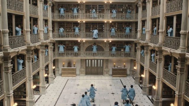 La mujer en el lago S01E06