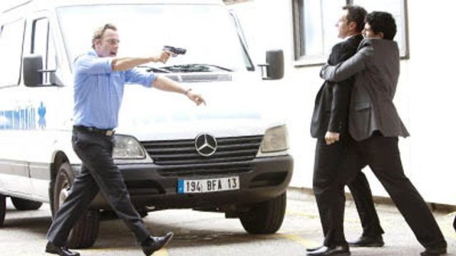 Transporter S01E04