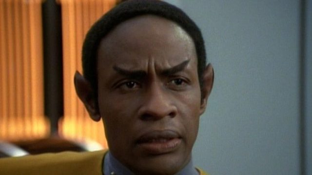 Star Trek: Voyager S01E12