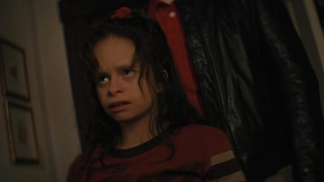 Una buena familia americana S01E02
