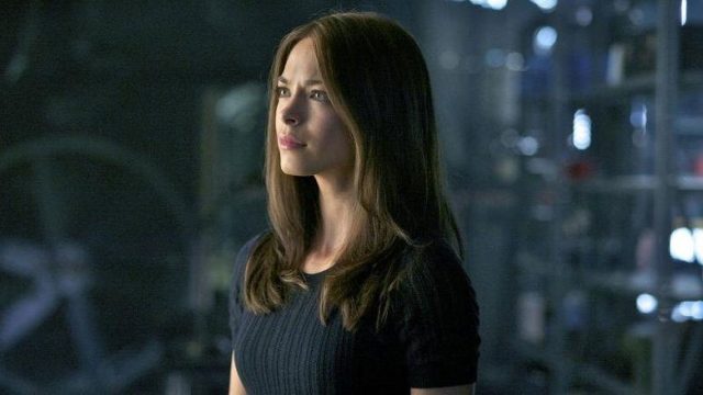 Bella y Bestia S01E02