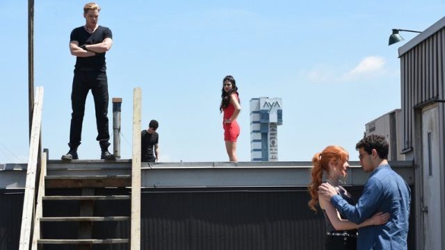 Shadowhunters S01E03