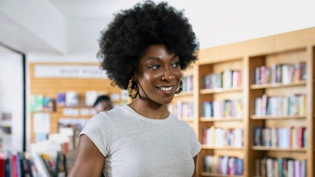 Love Life S02E04