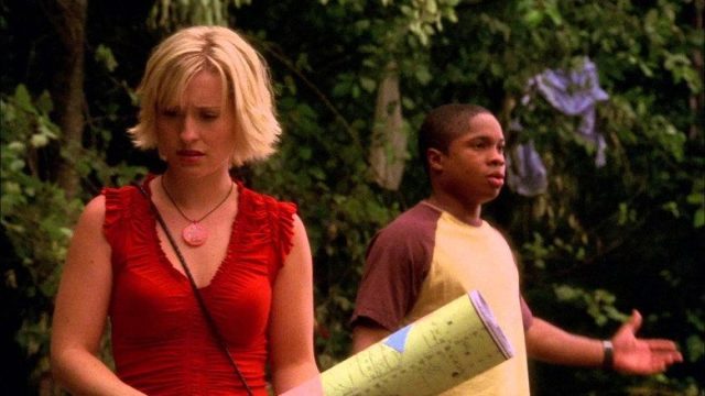 Smallville S02E01